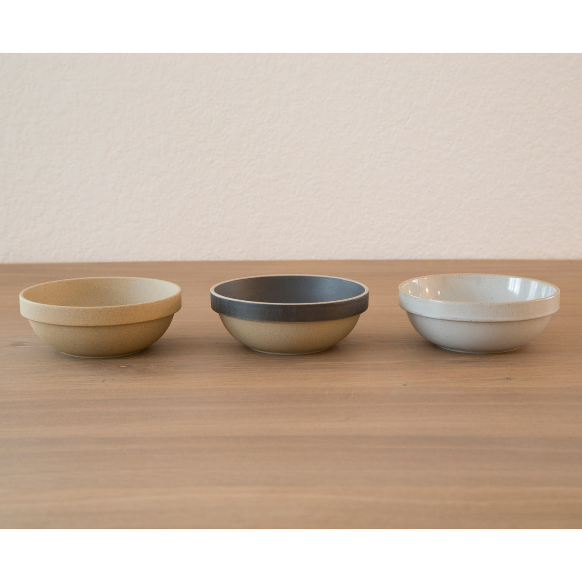 Round Bowl, Black-Bowl-Hasami Porcelain-5.75"-JINEN