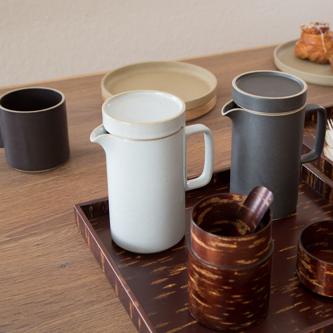 Hasami Porcelain - Tea Pot - Tall – JINEN