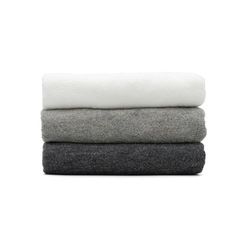 Shuttle 1963 Bath Towel