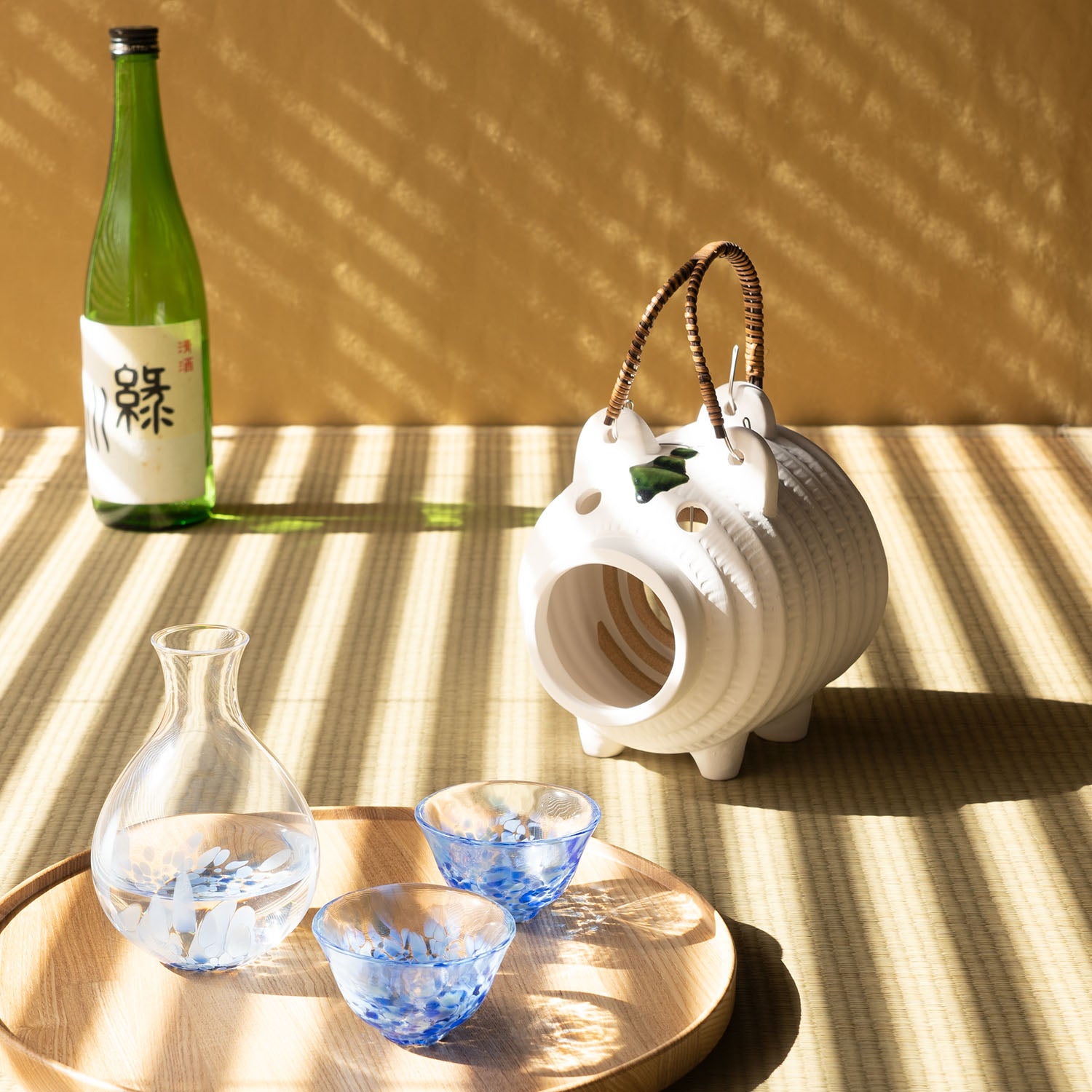 Kayaributa - Mosquito Repellent Coil Holder