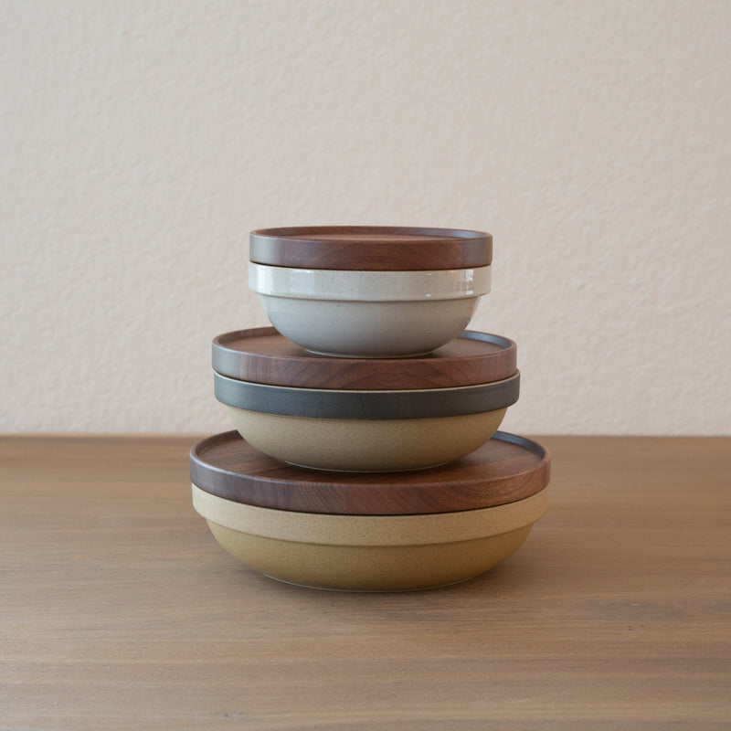 Round Bowl, Black-Bowl-Hasami Porcelain-5.75"-JINEN