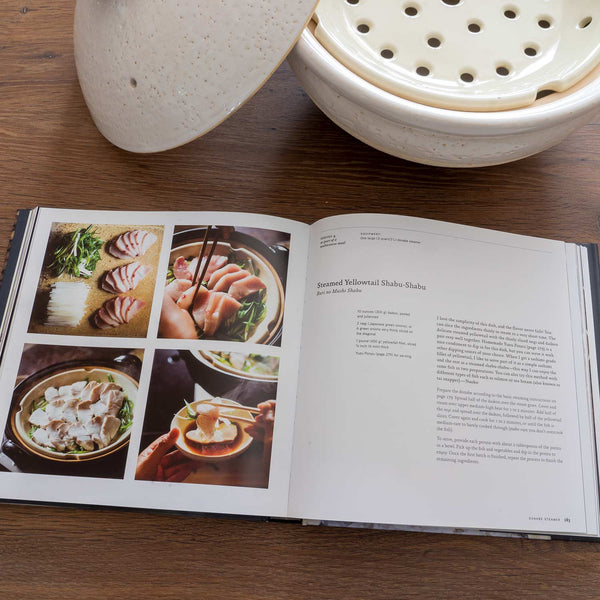 https://jinenstore.com/cdn/shop/products/books_donabe_cookbook-5_600x.jpg?v=1587495913