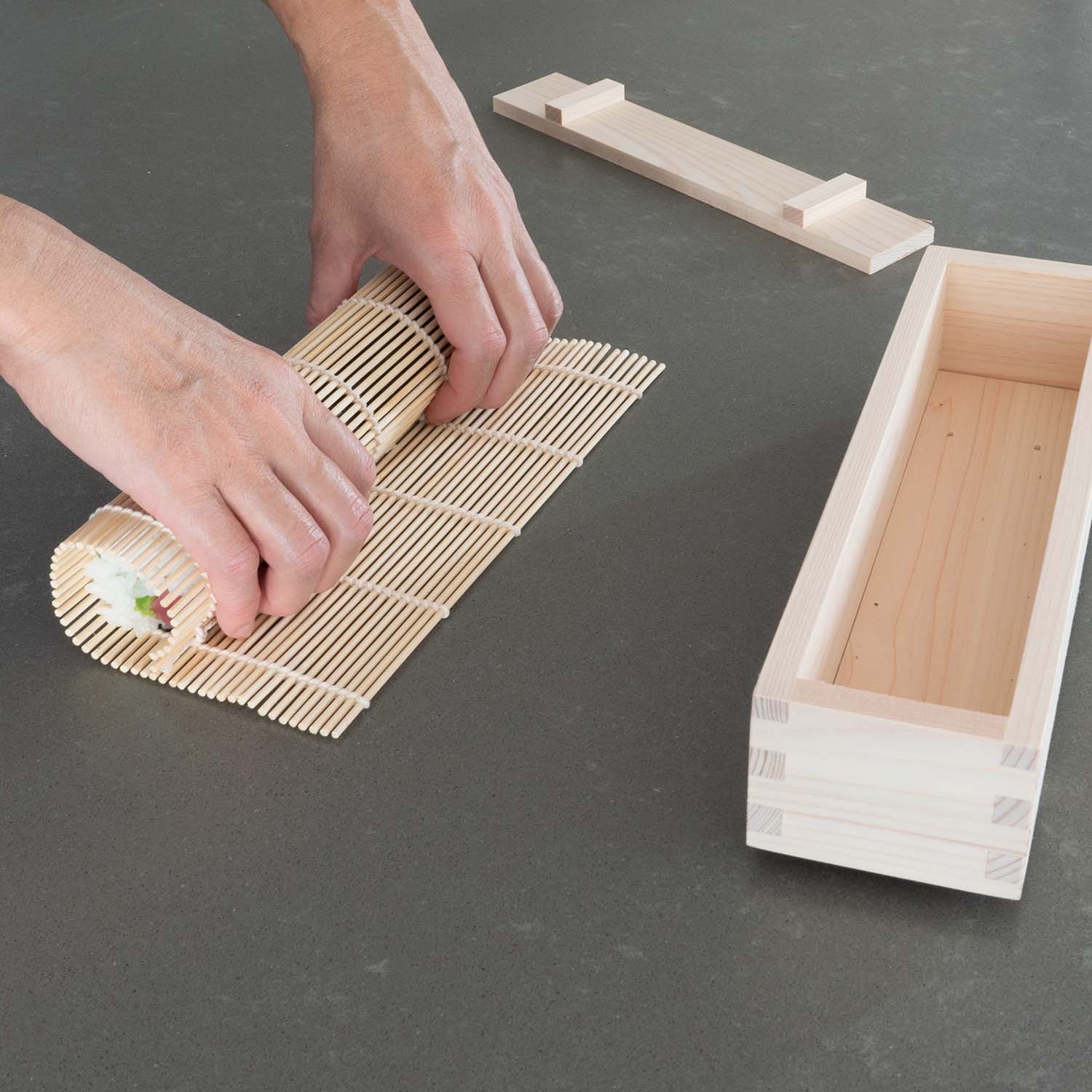 Oshibako - Sushi Roll