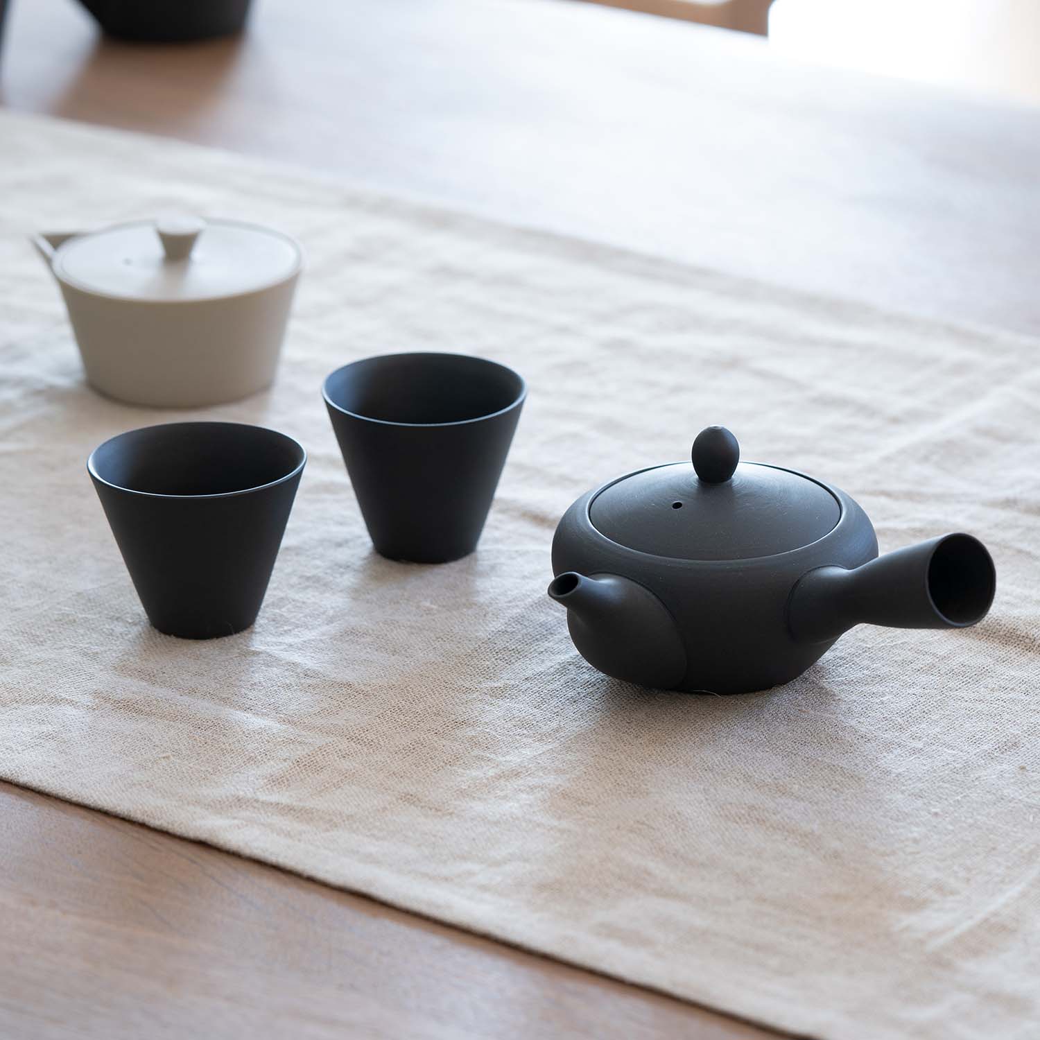 Tea Cup Small - Cone, Matte